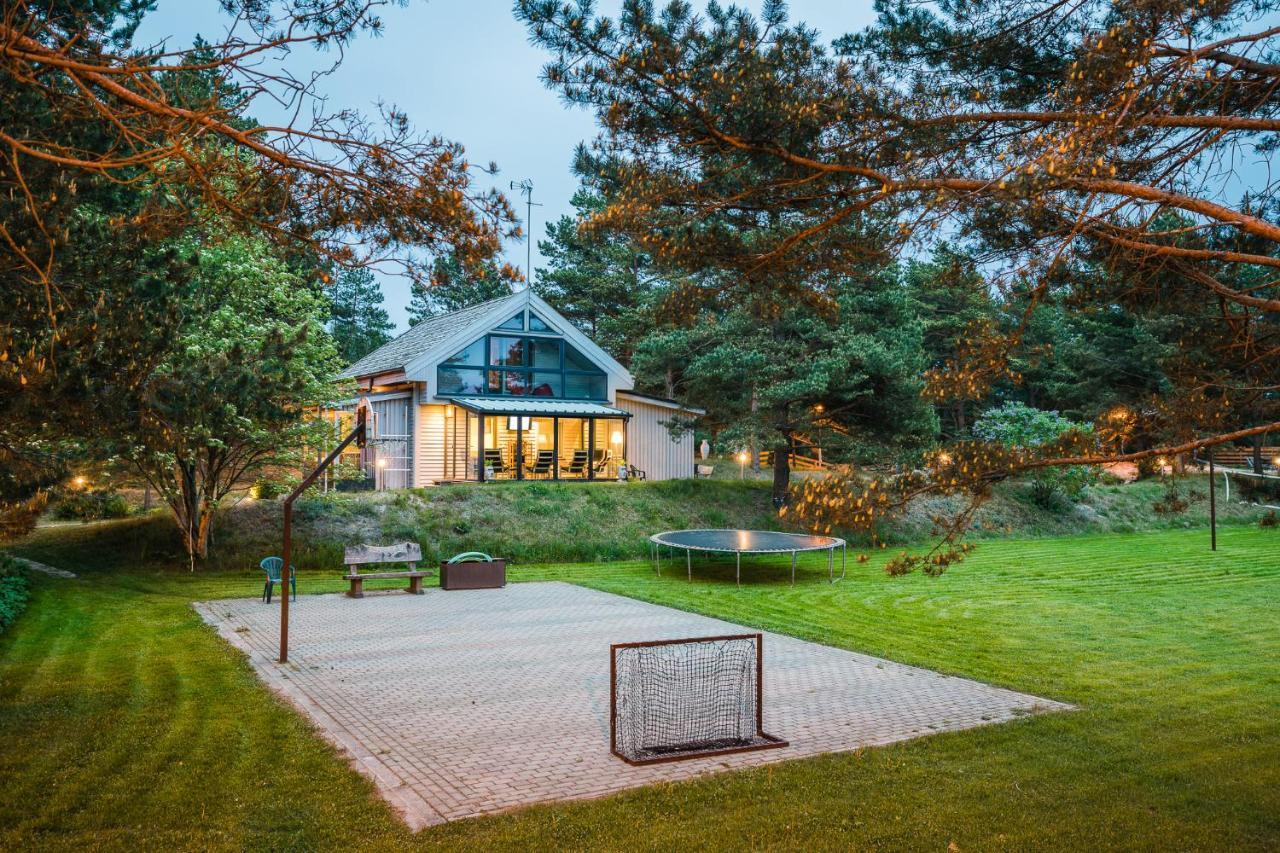 Juras Krasti Idille Villa Jurmalciems Ngoại thất bức ảnh